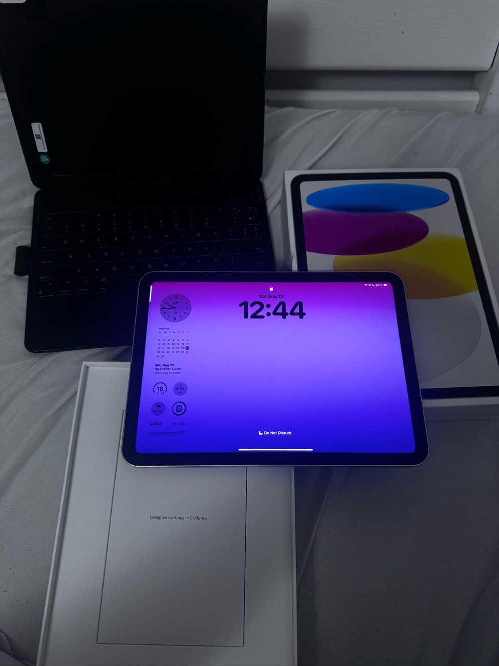 Apple iPad (Space Gray) with Vibrant Display